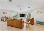 Location vacances Cape Sable - Oceanside condo with heated pool, tennis courts & great location-2