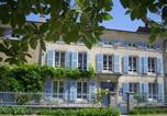 Hôtel Meuse - Chambres spacieuses avec salle d'eau, salon cheminée, jardin détente - Lorraine - Fr-1-585-143-2