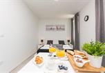 Location vacances Sibenik - Apartments and Rooms Adriatic Suites-2