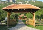 Hôtel Velika Plana - Apartments Izvor Lisine-1