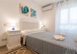 Location vacances  Alicante - Apartamento moderno con piscina comunitaria cerca del aeropuerto-3