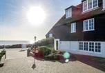 Location vacances Thorpeness - 1 Ogilvie Lodge - A seafront apartment in Thorpeness - Close to Thorpeness Country Club - Managed by Aldeburgh Coastal Cottages-1