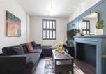 Location vacances Cheltenham - Bloomsbury House - A Beautiful Two Bedroom Home-4