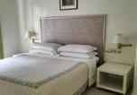 Location vacances Desenzano del Garda - Villa Azzurra Depandance con piscina-4