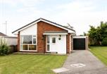 Location vacances Llanfairyneubwll - Anneddle-1
