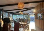 Hôtel Creuse - Cheeky Family Surf House-1