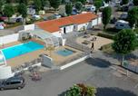 Camping Chaillé-les-Marais - Flower Camping Le Pre Des Sables-1