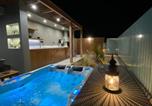 Location vacances Malia - Hersonissos Beach Front Suites-2