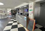 Hôtel Chevreuse - Enzo Hotels Trappes by Kyriad Direct-4