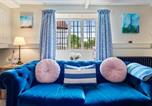 Location vacances Longhope - Myrtle Cottage-4