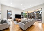 Location vacances Glenelg - Bishop's Rest - Easy Living near Somerton Park Beach-1