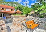 Location vacances  Paklenica - House Martelina-1