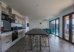 Location vacances Lecci - Lecci Villa with Outdoor Pools-4