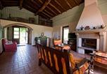 Location vacances Pieve Fosciana - Comfortable house with pool in Castelnuovo di Garfagnana-4