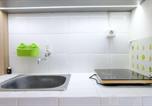 Location vacances Bandung - Homey and Comfy 2br Apartment at Parahyangan Residence By Travelio-2