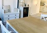 Location vacances Neuendorf A - Sonniges Fischer-Huus am Deich-4