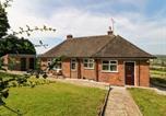 Location vacances  Gare de Chesterfield - The Bungalowbarlow-3