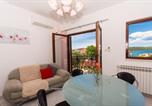 Location vacances Okrug - Apartman Mina-3