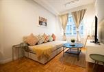 Location vacances Hambourg - Living in Hamburg City Center-3