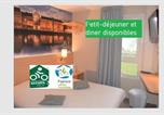 Hôtel Combrée - Hôtel Inn Design & Restaurant Châteaubriant-1