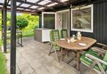 Location vacances Hundested - Cozy Home In Jægerspris With Kitchen-2