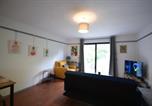 Location vacances Manchester - Stylish 1br Retreat with Garden and Rustic Kitchen-3