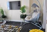 Location vacances  Gare de Wolverhampton - Glams 2beds luxury stylish apartment-4
