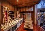 Location vacances  Walloon Brabant Province - An incredible houseboat on a heavenly river-3