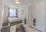 Location vacances Dvůr Králové nad Labem - Apartmány Malen-2