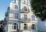 Location vacances  Pologne - Apartamenty Villa Artis-3