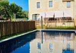 Hôtel Prayssac - La Bellours Maison d Hôtes avec Piscine-1