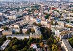 Hôtel Kraków - Inpoint Drive Inn Apartments - Stay&Park Free-3
