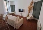 Location vacances Perpignan - Hypercentre, appartement coquet en rez-de-chaussée-1
