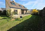 Location vacances Gouville-sur-Mer - Les volets bleus-1