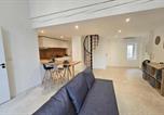 Location vacances Nîmes - Spacieux appartement rénové - Cœur de Nîmes-1