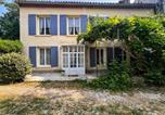 Location vacances L'Isle-sur-la-Sorgue - Elivi Elegant Art Deco house with Garden Walk to the Heart of Town-1