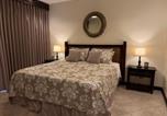 Location vacances Jacó - Monaco Condominiums Unit 7 Luxury Pool View Condo 3br 2ba - Walk to the Beach, Shopping, Tours-1