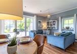 Location vacances Sankt Peter-Ording - Ferienhaus Süderpiep – 4 individuelle Ferienwohnungen nahe Südstrand Ferienwohnung Robbe – stilvolle Eg-Wohnung mit Terrasse in Strandnähe-1