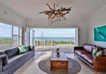 Location vacances Kleinmond - 78 Beach Road Oceanfront Cottage Splash Pool Sea Views-4