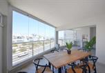 Location vacances Robben Island - Modern 3-Bedroom Apartment in Bona View Big Bay-1