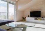 Location vacances Tučepi - Beautiful Apartment In Tucepi With House Sea View-3