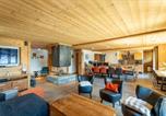 Hôtel Taninges - Chalet Virolet Jacuzzi Hammam Cheminée 15 personnes max-2