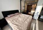 Location vacances Khlong Tan Nuea - King Bed with Living Room Pool and Gym Mrt 200m-3