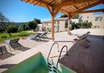 Location vacances Saint-Geniès-de-Malgoirès - Mas d'Eyrolles-1
