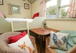 Location vacances Llanfrynach - Sweet Briar Shepherds Hut-3