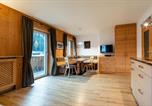 Location vacances Selva di Val Gardena - Stoffel Apartments Martina-1