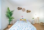 Location vacances  Hauts-de-Seine - Sensations - Studio dans le quartier d'affaires-4