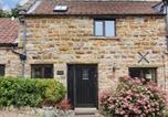 Location vacances Sneaton - Granary Cottage-1