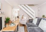 Location vacances Poole - Edward Cottage - Old Town Poole Home, Moments from Poole Quay-1