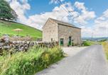 Location vacances Hartlington - Pogles Wood Cottage-1